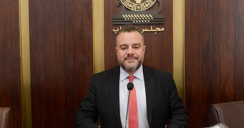 عبد المسيح: على الحكومة البقاء يداً واحدة وتحسين الوضعين الاقتصادي والمعيشي