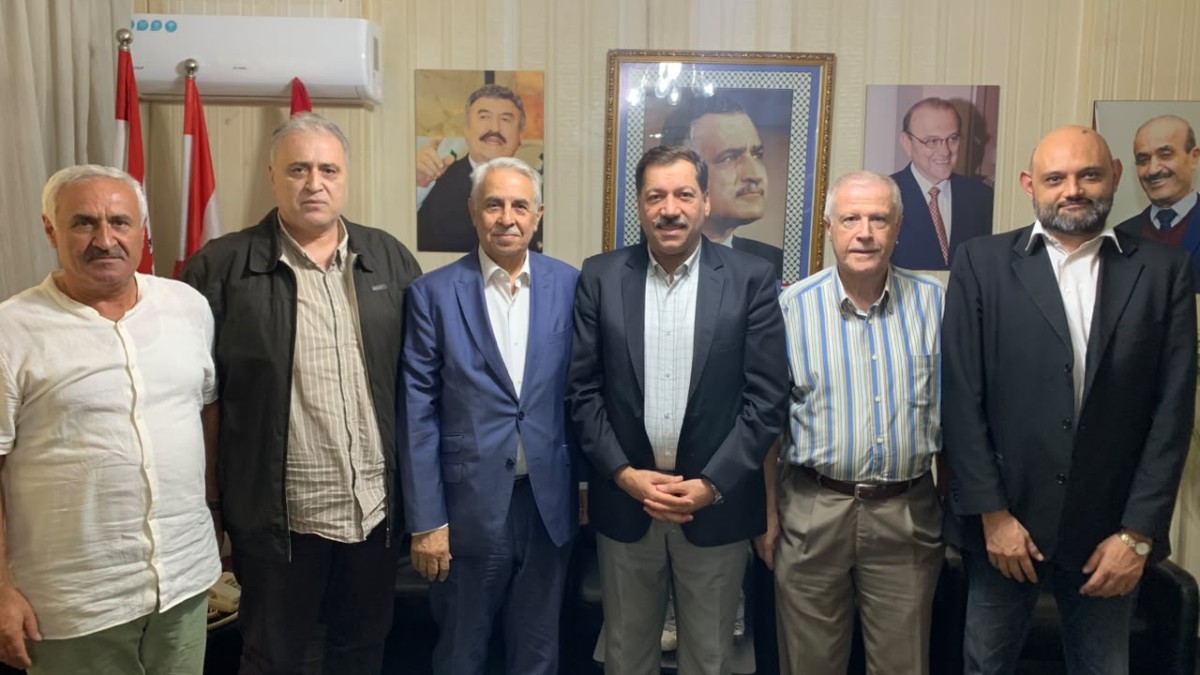 رئيس المؤتمر الشعبي استقبل وفد حزب الاتحاد ودعا إلى الحفاظ على الوحدة الوطنية في مواجهة المخططات الصهيونية