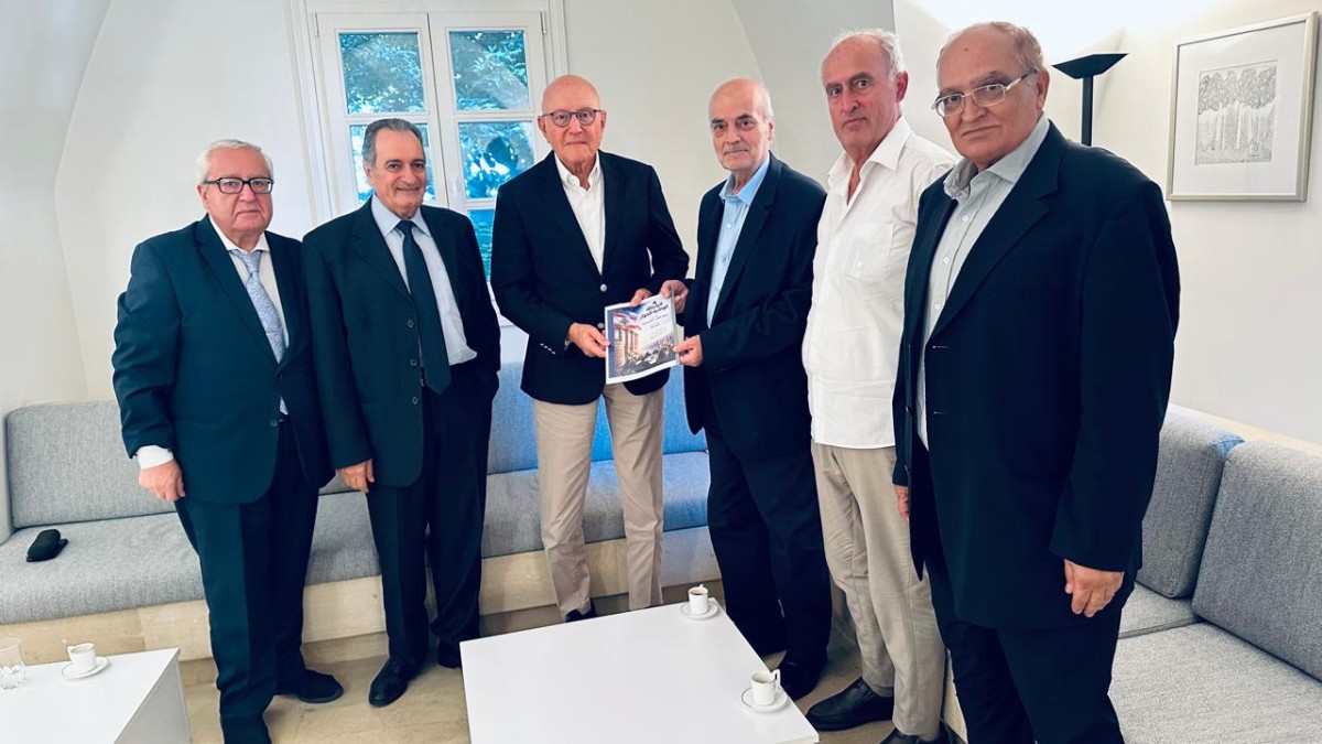 تمام سلام استقبل الرابطة الوطنية للحوار وشدّد على أهمية الطائف والدستور وتعزيز الوحدة الوطنية