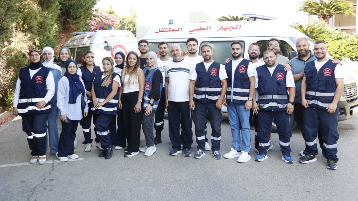 الجهاز الطبي المتنقل لـ"مؤسسة الحريري" يطلق دفعة جديدة من المسعفين