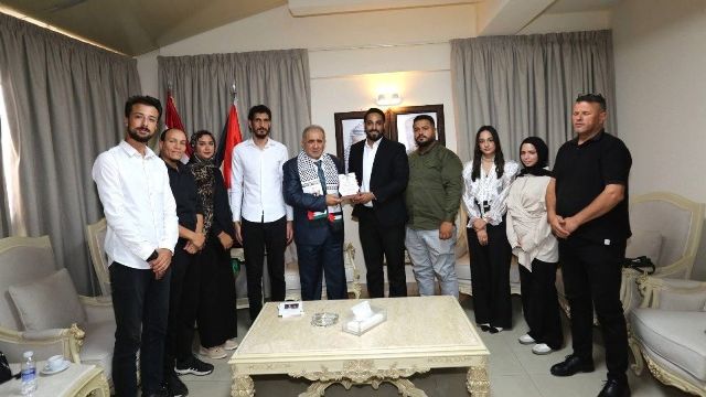 الهيئة الإدارية للاتحاد العام لطلبة فلسطين - فرع لبنان في سفارة فلسطين والأسعد أبدى الاستعداد الدائم للدعم