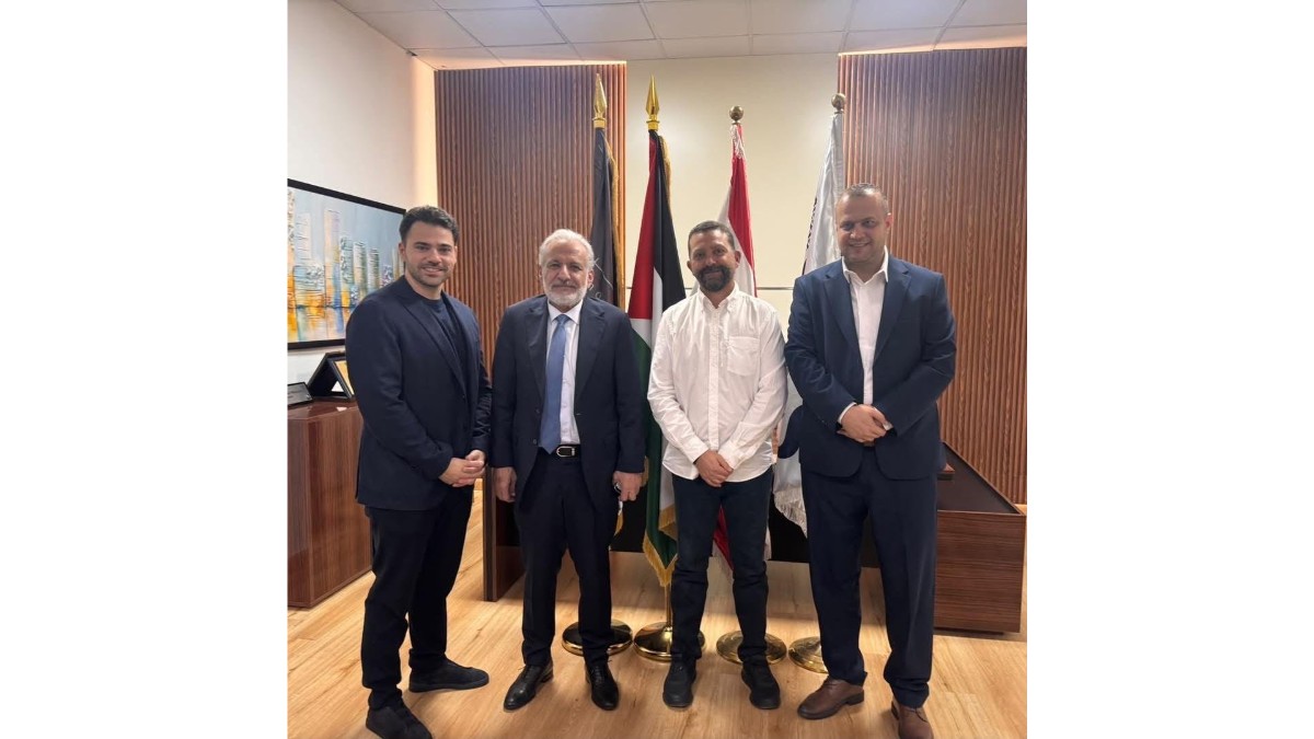 «مؤسسة محمود عباس» ومعهد CIS يوقعان بروتوكول تعاون لدعم الطلبة الفلسطينيين في لبنان