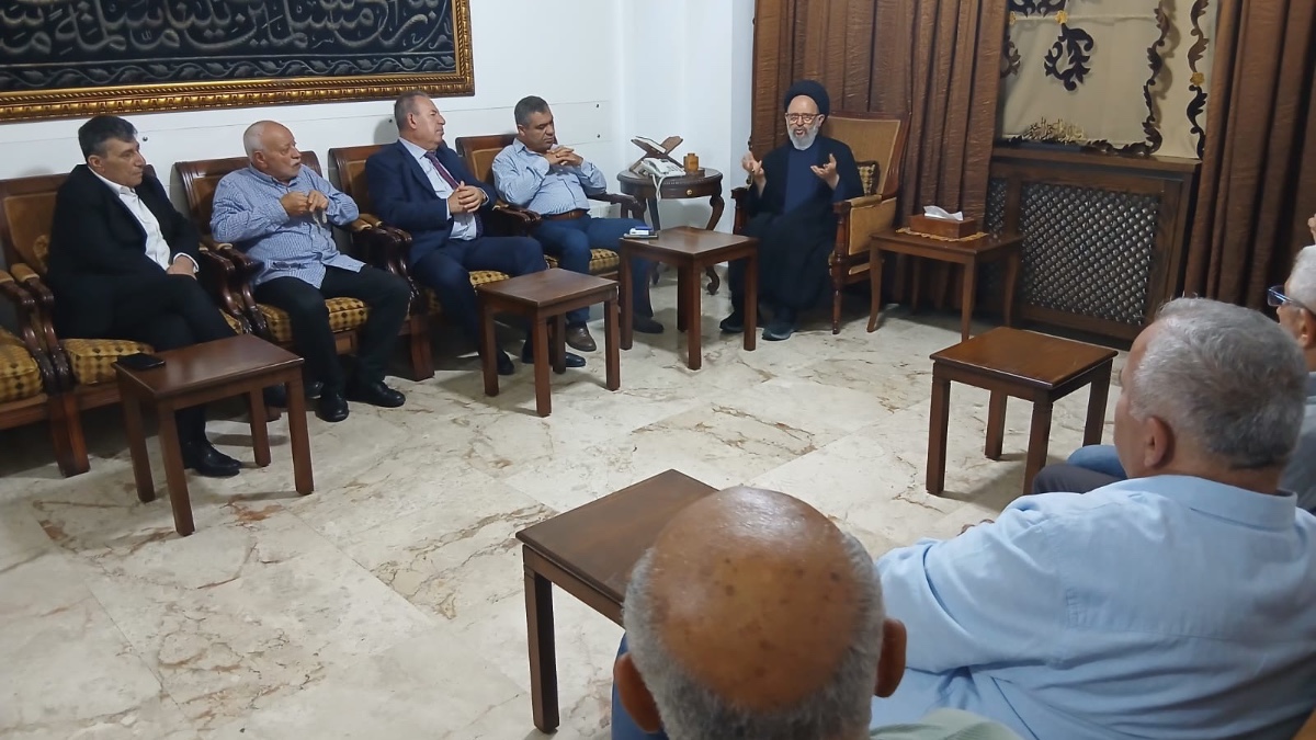 العلامة فضل الله استقبل فاعليات من عيناثا ودعا إلى توحيد الجهود لوقف هدم وجرف قرى الجنوب
