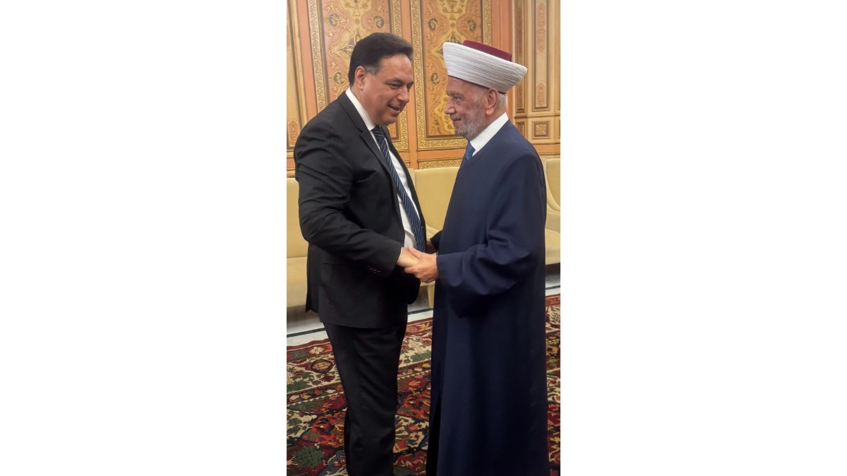 Mufti Derian receives the Swedish and Danish ambassadors; Diab: Weakening national authorities leads to a rise in extremism, and negotiations with the International Monetary Fund should be expedited
