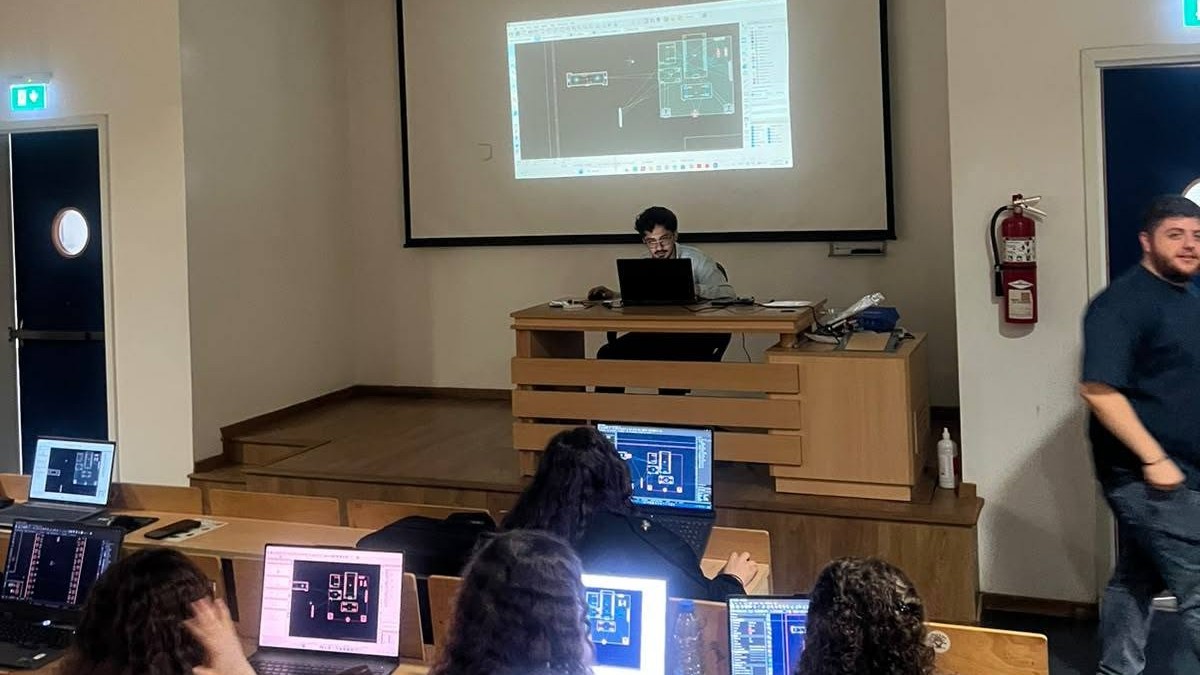 IEEE Day: Three Days of Innovation at the Faculty of Engineering, First Branch