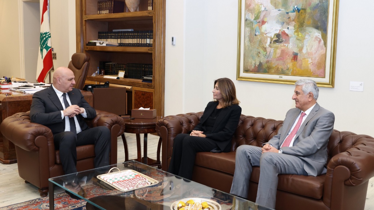 President Aoun receives Maysam Skaff and discusses the needs of the Western Bekaa and Rashaya region with her