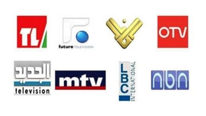 Evening news bulletin introductions for Monday 26/10/2026